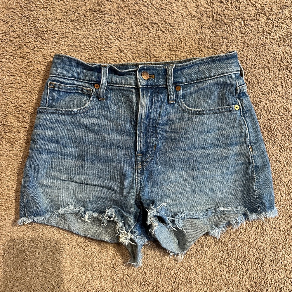 Madewell perfect jean short size 26
